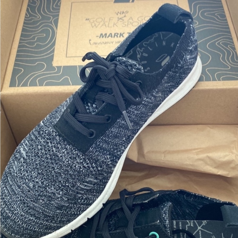 TRUE LINKWEAR GOLF SHOES Worn once/In Box ORIGINAL PRICE $179.00 - Picture 3 of 8